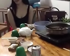 Chinese girl uncover when she drunk - VietMon.com